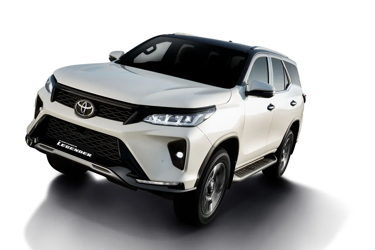 Toyota Fortuner - Car Image